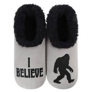 Snoozies! I Believe Bigfoot/Sasquatch/Yeti Sherpa-Lined Slippers, Size M (9/10)